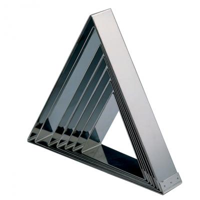 Triangular Bands - 158x180x50mm
